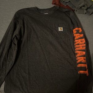 Long sleeve black carhartt